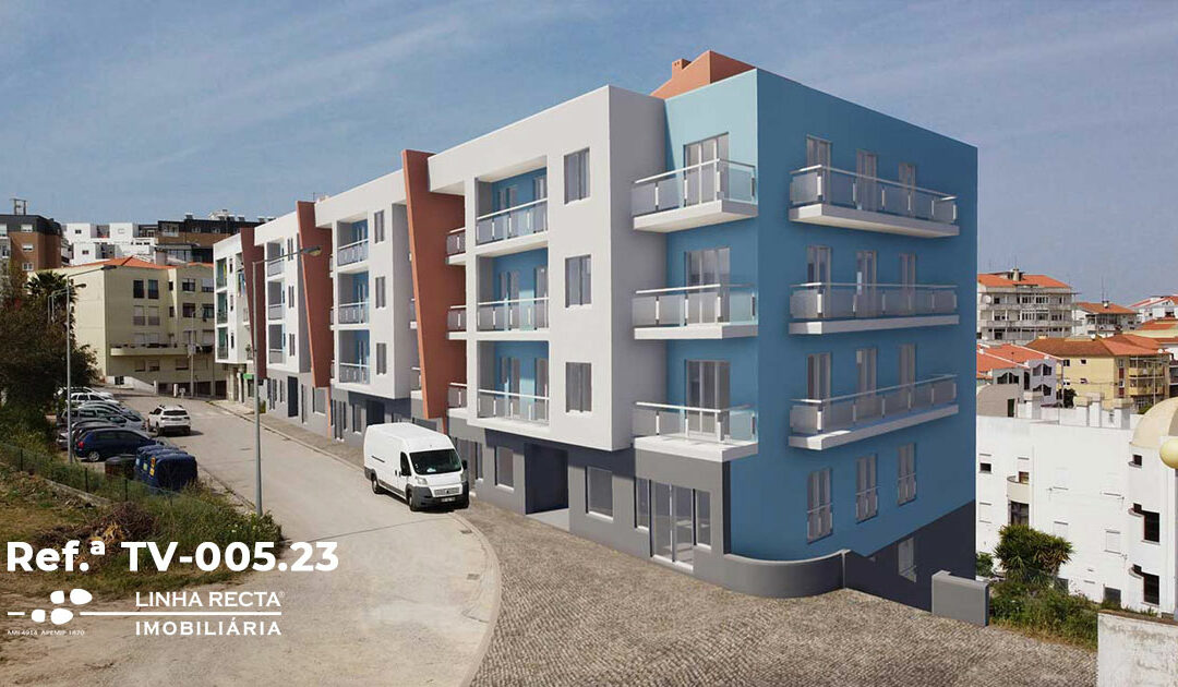 Terreno Sesimbra, projeto aprovado, prédio 12 apartamentos +2 lojas com R/C e cave + 10 estacionamentos vista para o castelo e serra da Arrábida