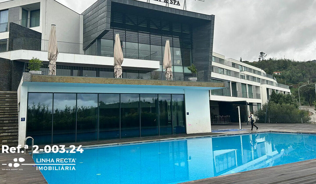 Apartamento T1, 5*, com terraço, piscina e ginásio, em Monchique, no Algarve – Refª 2-003.24