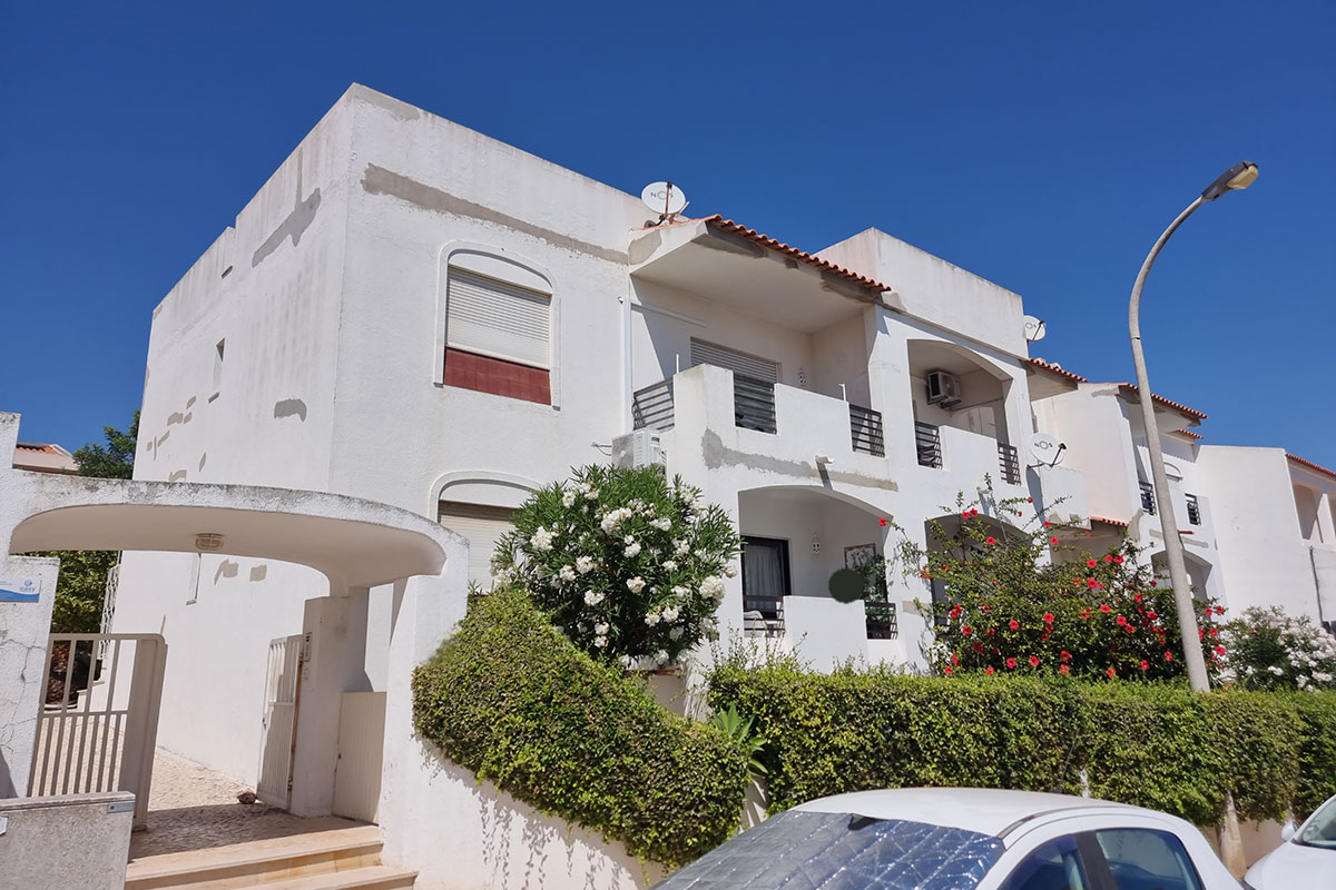 Apartamento em Albufeira, perto da praia, com estacionamento em garage - Refª 3-013.24