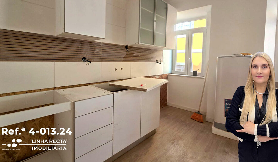 Apartamento T3, Duplex, por estrear, na Baixa de Setúbal – Refª 4-013.24