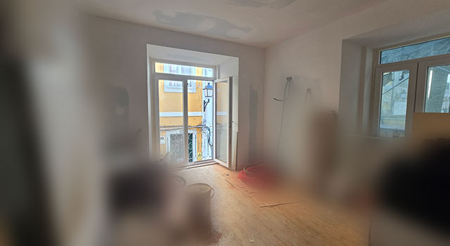 Apartamento T2, remodelado, por estrear, na baixa de Setúbal - Refª 3-013.24