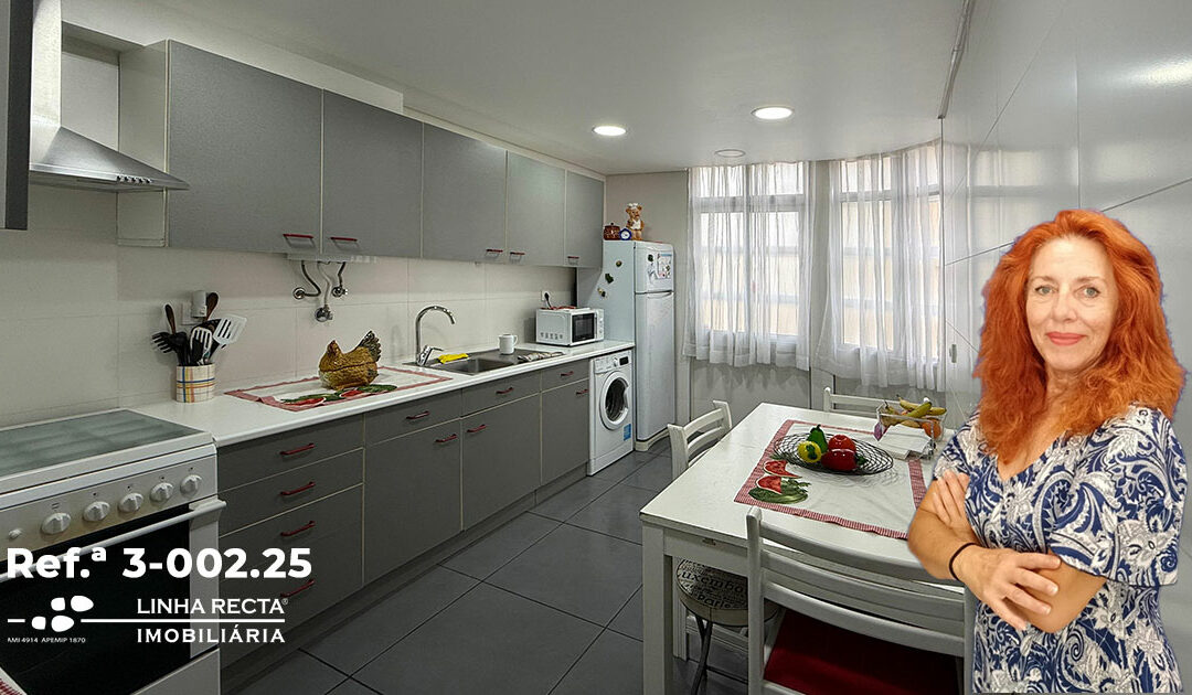 Apartamento T2, com generosa arrecadação, nas Torres do Sado, – Refª 3-002.25