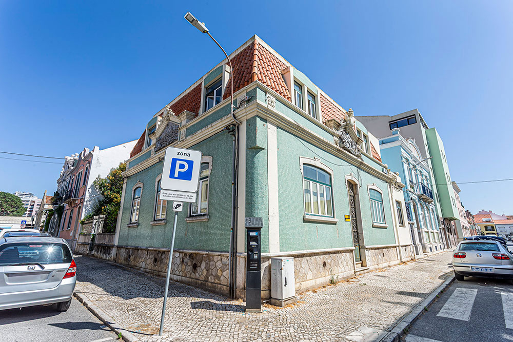 Moradia M7, no Bairro Salgado, em Setúbal, com potencial para hotel, habitação ou alojamento local - Refª M10-001.25 Moradia M7, no Bairro Salgado, em Setúbal, com potencial para hotel, habitação ou alojamento local - Refª M10-001.25