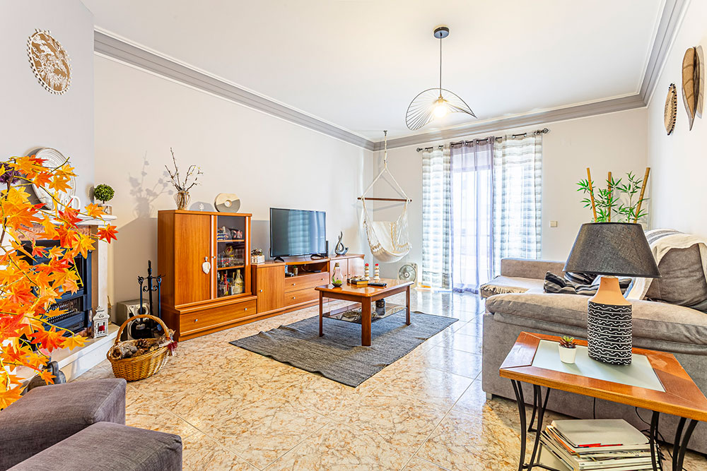 Apartamento T2, com varandas, na zona do Hospital, garagem opcional - Refª 3-009.25
