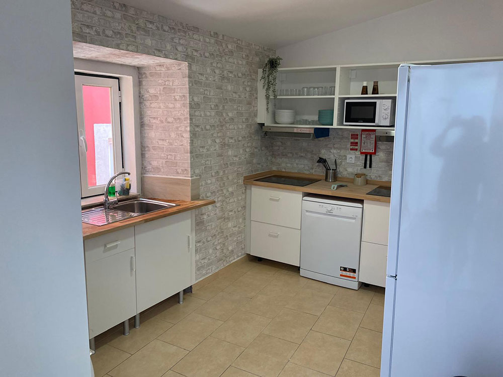 Apartamento/Hostel no coração de Setúbal – Praça do Bocage - Refª 5-005.25