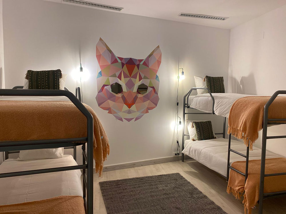 Apartamento/Hostel no coração de Setúbal – Praça do Bocage - Refª 5-005.25