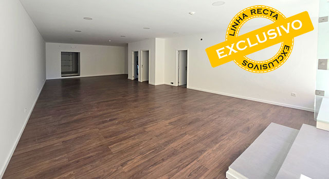 Loja, para venda, na Baixa de Setúbal - Refª LV-001.26 Loja, para venda, na Baixa de Setúbal - Refª LV-001.26