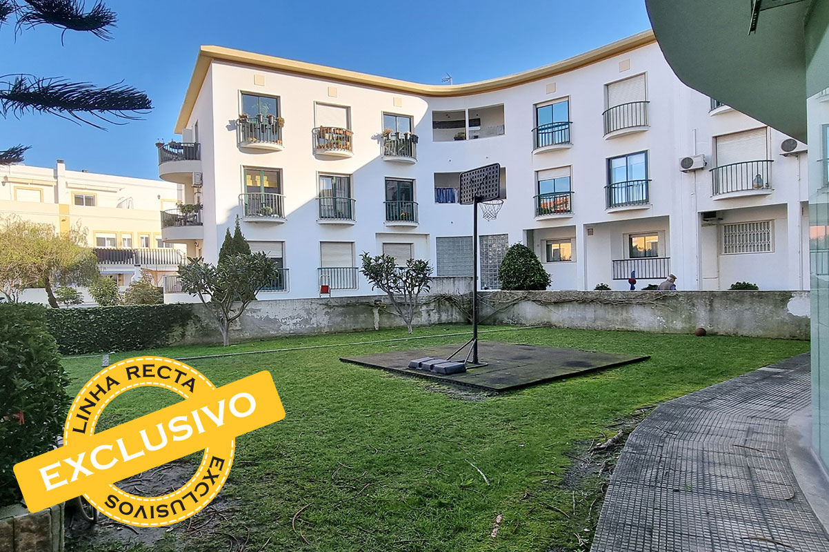 Apartamento T3, luxuoso, com parqueamento, no centro de Setúbal, na Av. dos Combatentes da Grande Guerra - Refª A4-001.22