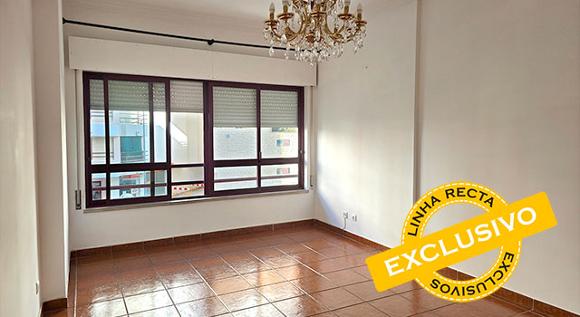 Apartamento T3, com boas áreas, para arrendar, no Hospital - Refª A4-002.26 Apartamento T3, com boas áreas, para arrendar, no Hospital - Refª A4-002.26