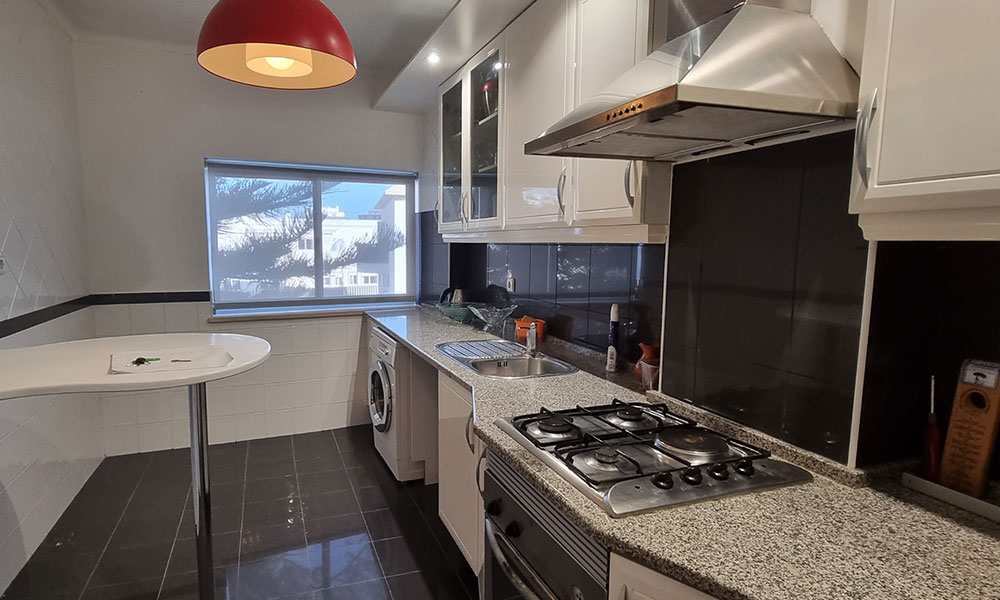 Apartamento T3, luxuoso, com parqueamento, no centro de Setúbal, na Av. dos Combatentes da Grande Guerra - Refª A4-001.22
