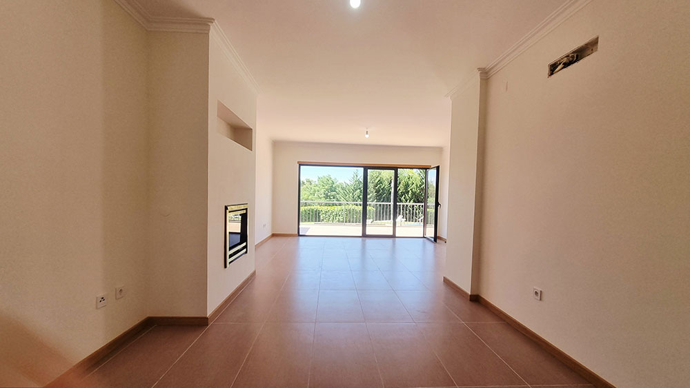 Apartamento T2, com varanda. Em Sintra, junto ao Taguspark - Refª 3-020.24 Apartamento T2, com varanda. Em Sintra, junto ao Taguspark - Refª 3-020.24