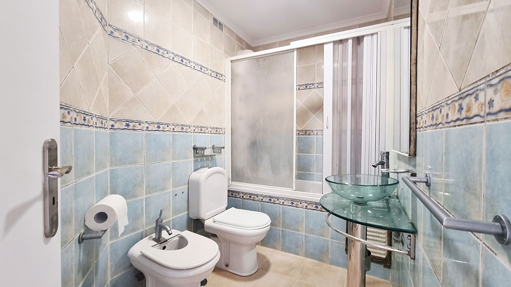 Apartamento T2+1, T2 convertido em T3 de 95,1m2 no distrito de Lisboa, Tapada das Merces, Sintra - Refª 3-007.26 Apartamento T2+1, T2 convertido em T3 de 95,1m2 no distrito de Lisboa, Tapada das Merces, Sintra - Refª 3-007.26