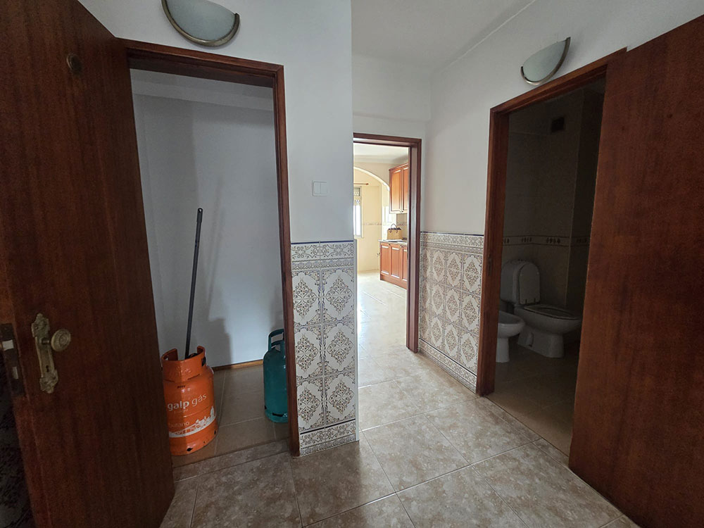 Apartamento T3, para arrendamento, na zona de Aranguês, Setúbal - Refª A4-008.25