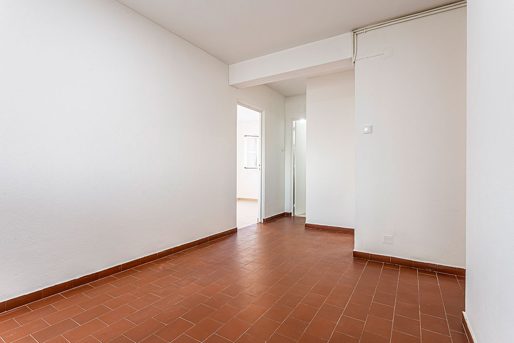 Apartamento T2+1, com terraço, no centro da Avenida Luísa Todi - Refª 3-011.25 Apartamento T2+1, com terraço, no centro da Avenida Luísa Todi - Refª 3-011.25